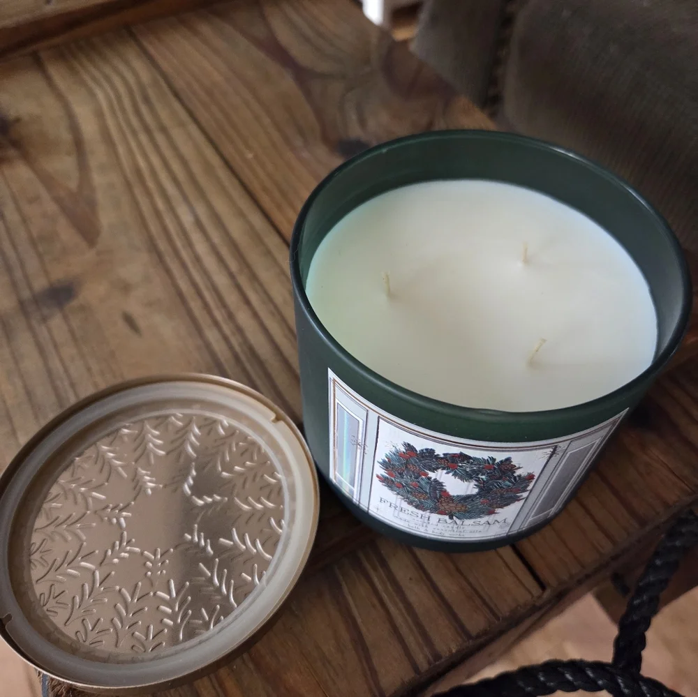 Bath & Body Works 14.5oz Fresh Balsam Candle.  NWT. - Picture 6 of 9